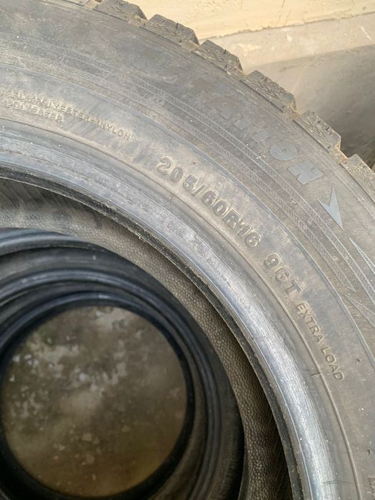 Продается зимние шины Kapsen 205×60×16