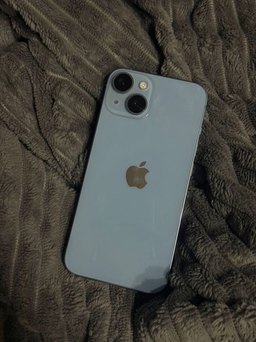 Продам Iphone 14
