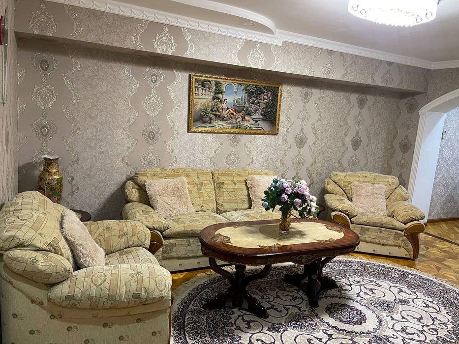 Своя на проспект космонавтов