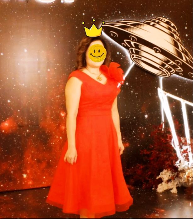 Вечернее женское платье