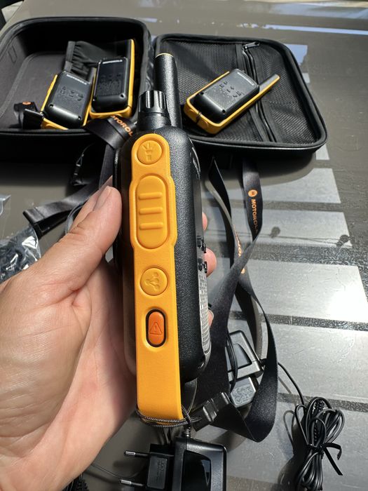 Statie radio Motorola TALKABOUT T82 Extreme Quad set 4 buc - in garantie