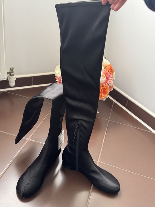 Cizme negre zara , pana peste genunchi ,marimea 38 ( 24,6 cm interior)
