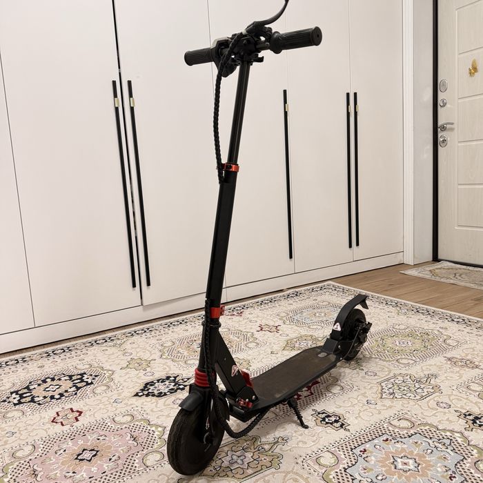 Продам Электросамокат