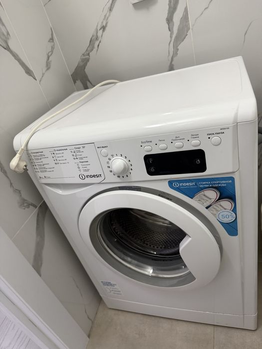 Стиральная машина indesit