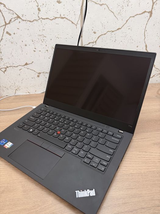 Lenovo T14s i7 - 1185G7 16 Gb cu licenta OS inclusa si ecran touch