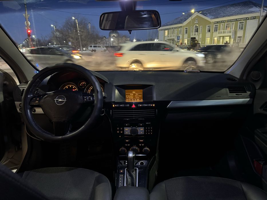 Продам Opel Astra H. 1.8