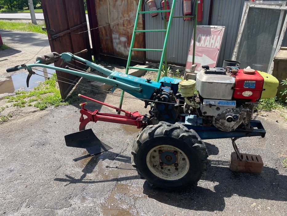 Пррдаеься мотоблок