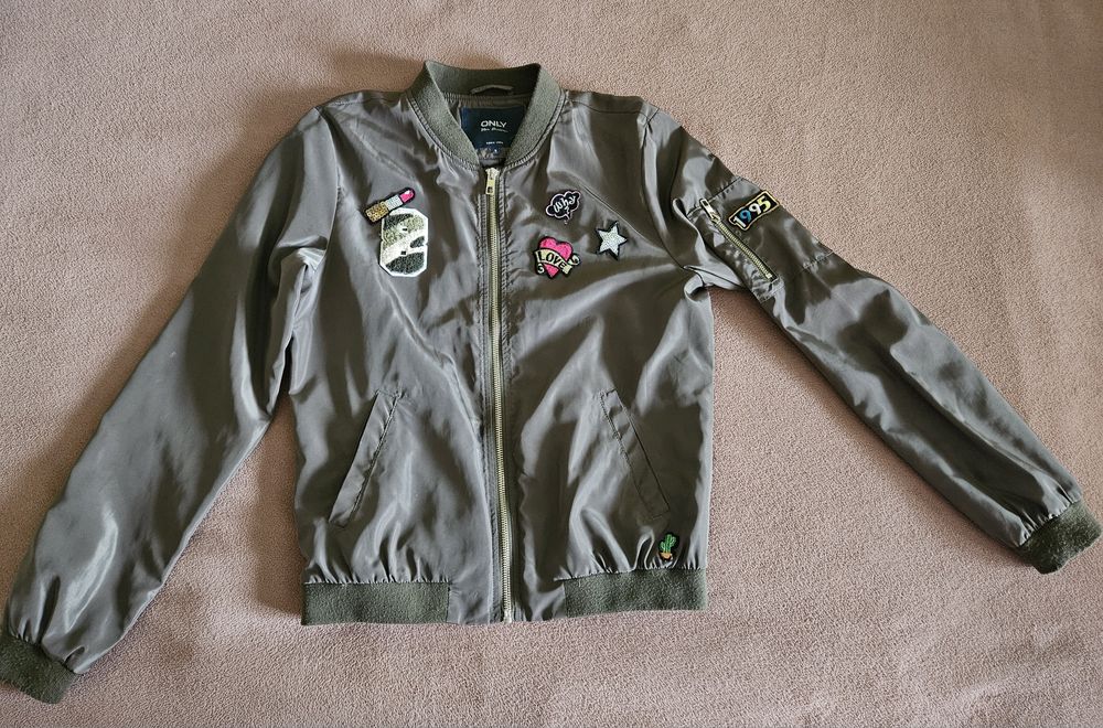 Яке бомбър " Only "