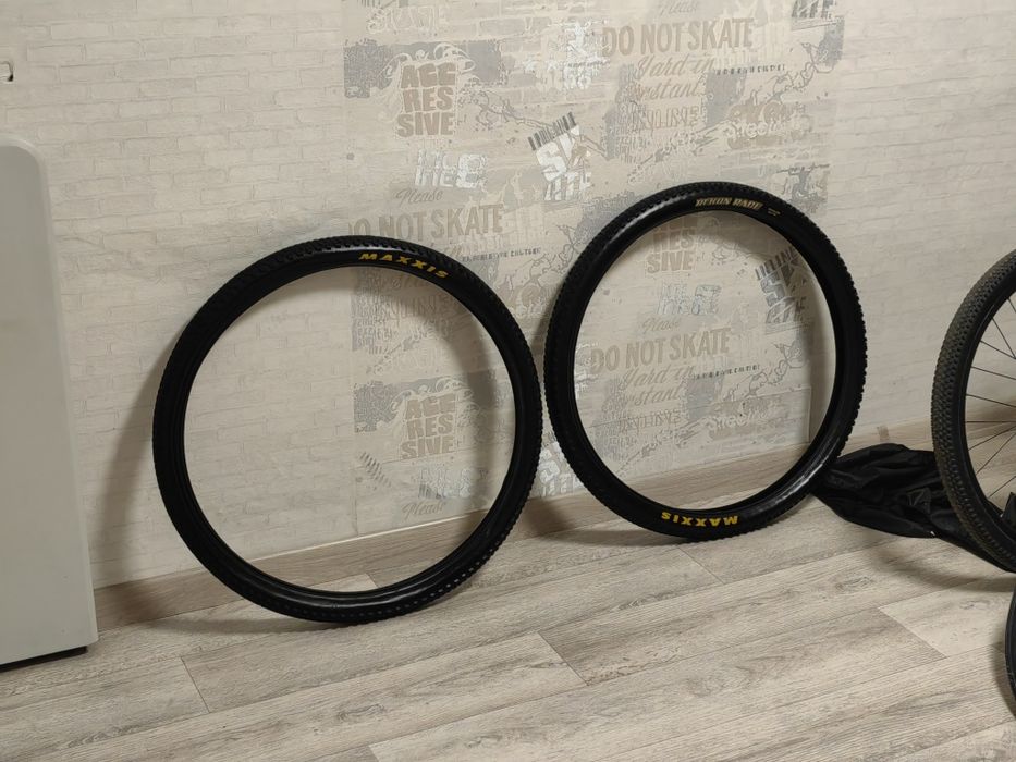 продам maxxis rekon race 29x2.25