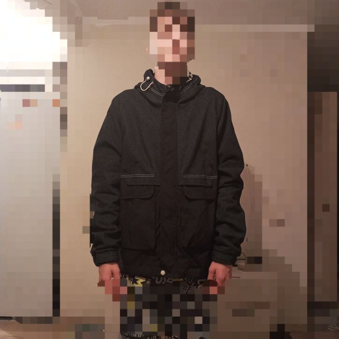 Продам подростковую куртку