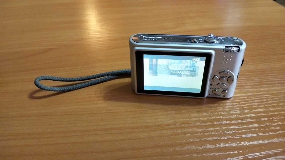 Фотоаппарат Panasonic DMC-FX12 (цифровой)