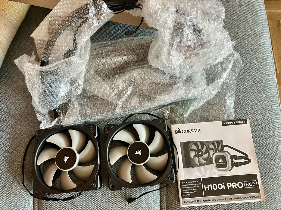 Z390 Tomahawk + i5-9600K + H100i pro RGB