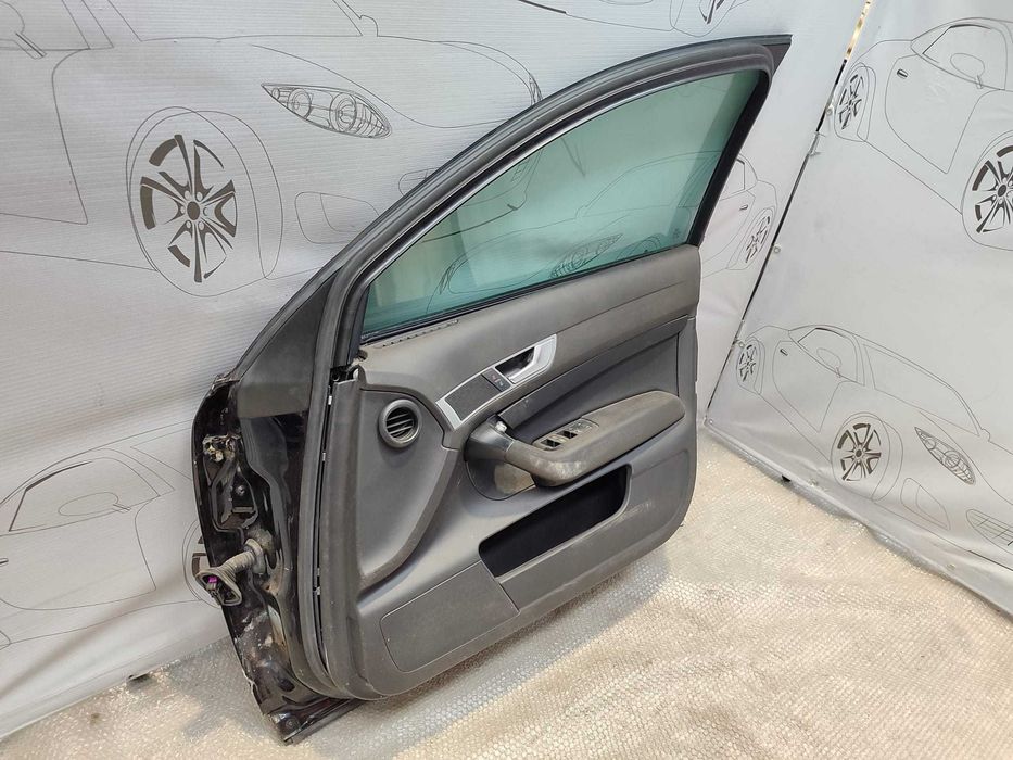 Ușă Față Dreaptă Audi A6 S6 C6 4F Break / Avant Negru Cod Culoare A2 / Y9B 2009 / [2004-2011] / 4F0831052F (3D)