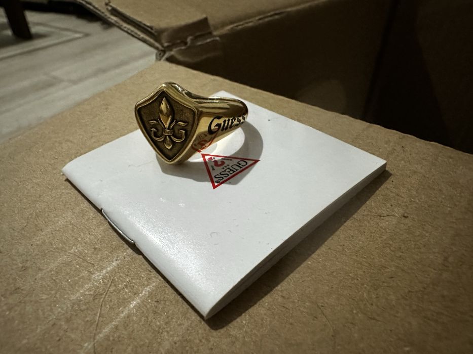 Inel ghiul GUESS Knight Flower barbatesc