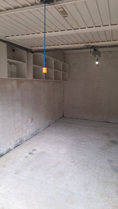 Дава се под наем Гараж / Паркомясто в Варна, м-т Сотира - 18 кв.м за 122.4 € - Снимка #4