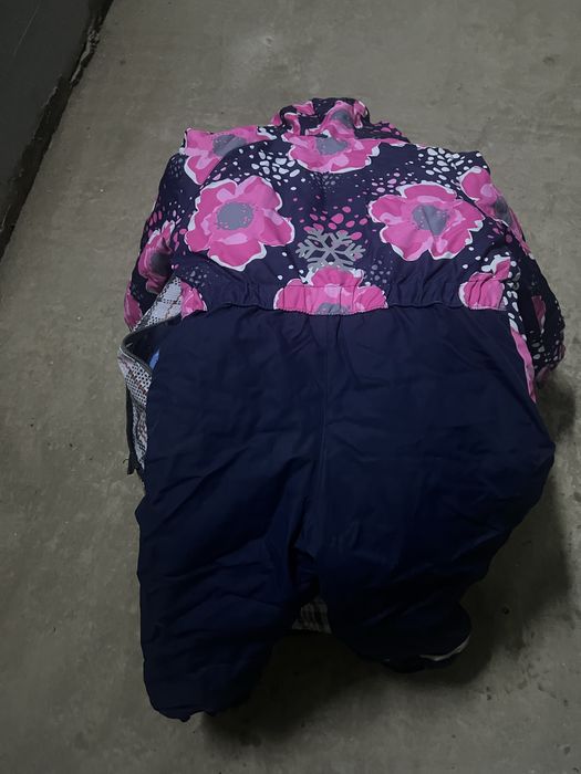 Продам комбинезоны детские