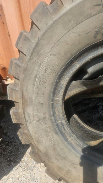 Продам шины карьерные