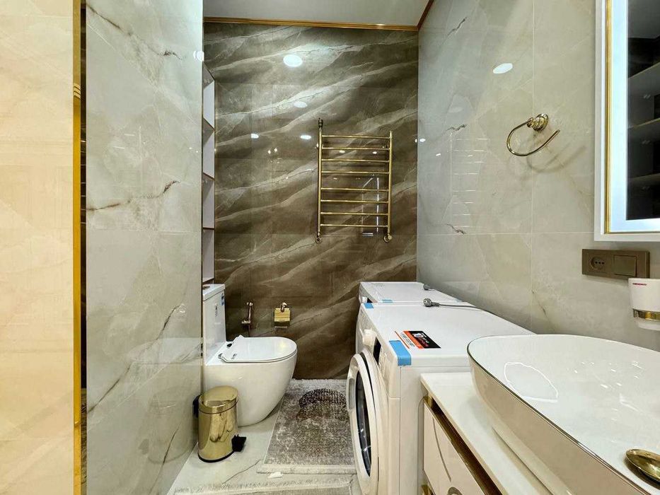 Просторная 3-комнатная квартира 175 м² с новым ремонтом на Нукусской