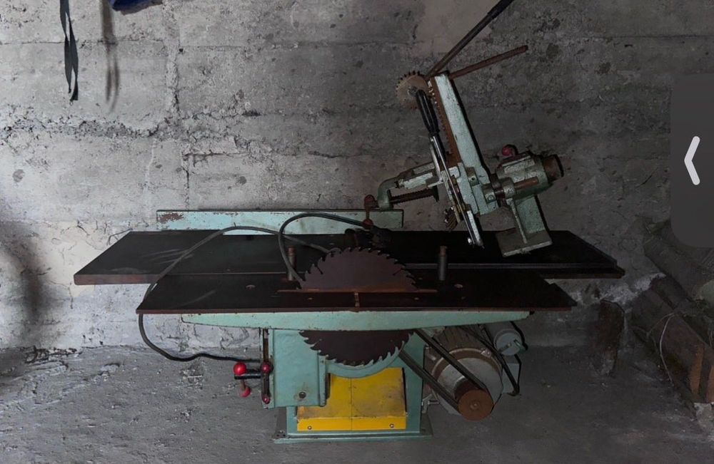 Продам циркулярный станок (деревообрабатывающий)
