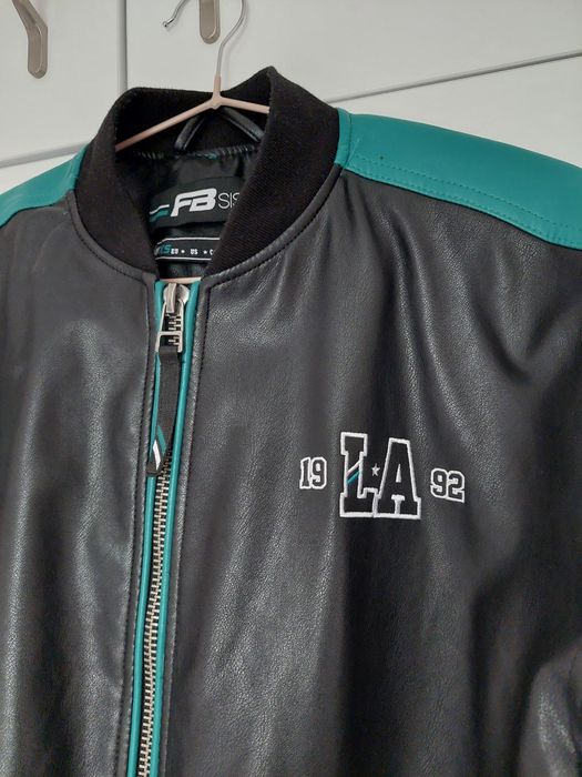 Дамско кожено яке