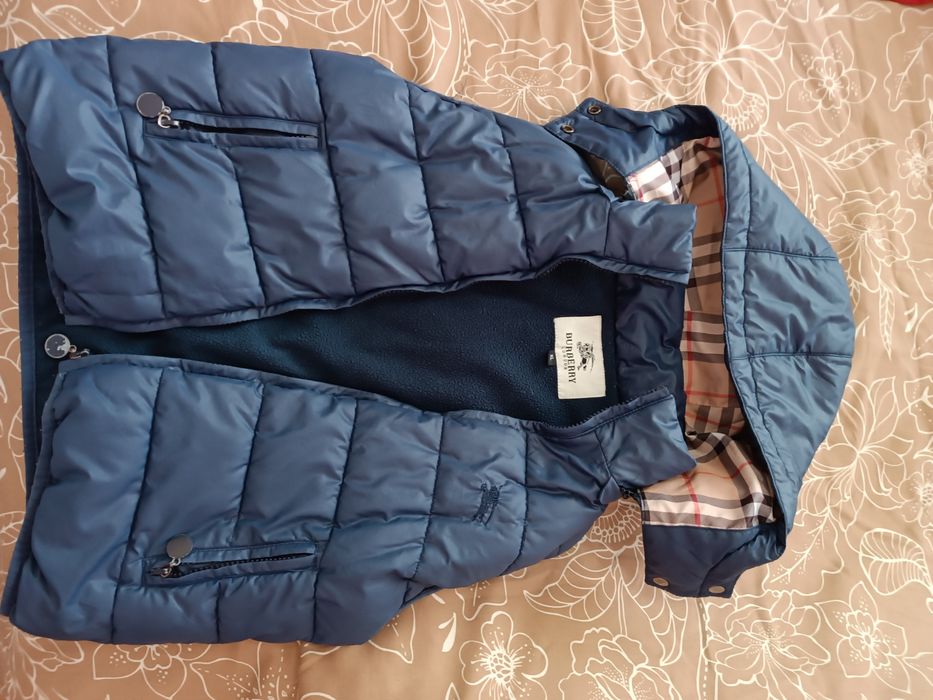 Детски елек с качулка