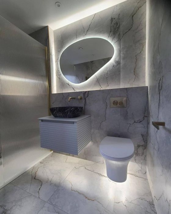 Зеркало с подсветкой на заказ