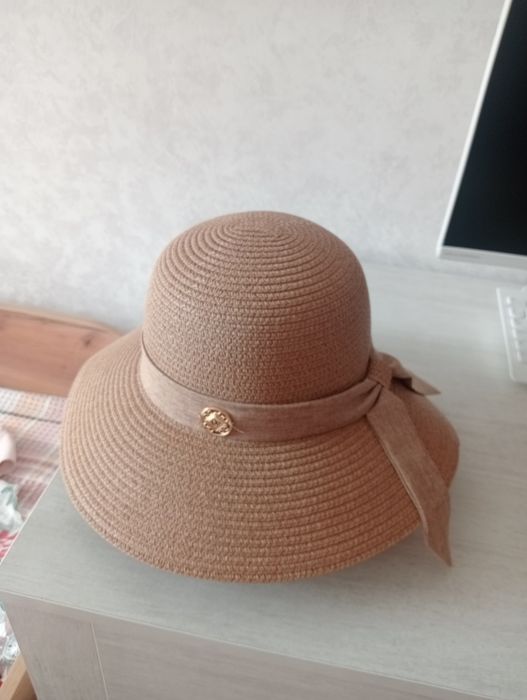 Пляжная шляпа новая