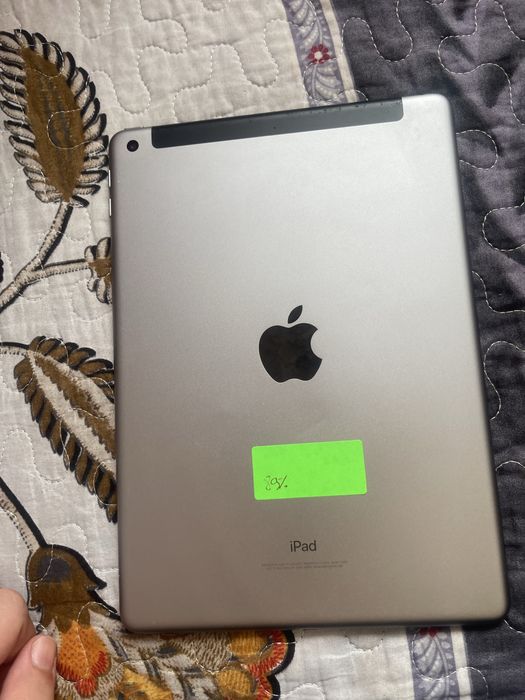ipad gen 6th 9.7 inch  wi fi plus sim lte model a1954 89% baterie amprenta touch id functionala