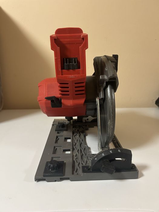 Circular Milwaukee M18 FCSG 66