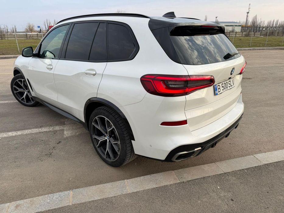 BMW X5 M50i 2020 4.4