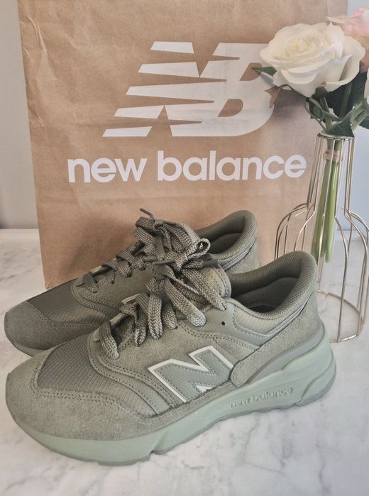 Маратонки  "New balance "