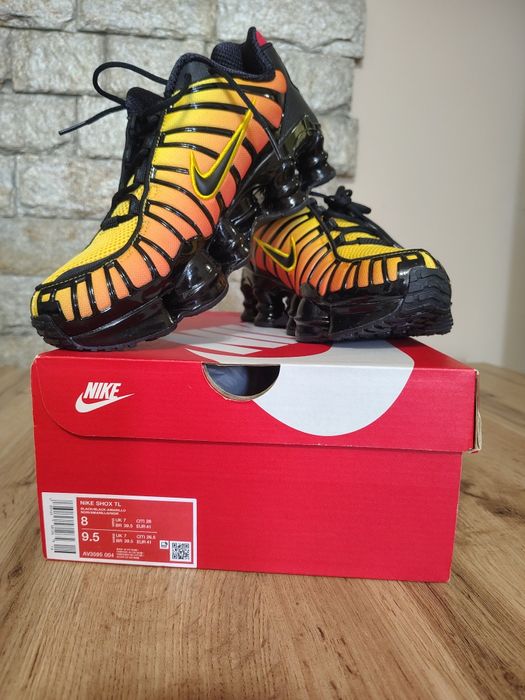 Маратонки Nike Shox