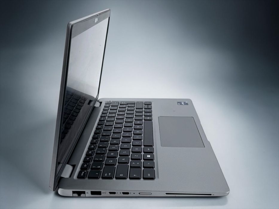 Dell Latitude 5440 14" FHD i5-1245U 16RAM 256SSD Отличен! Гаранция!