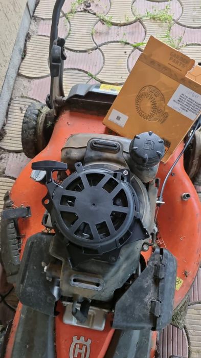 Reparații motocultoare generatoare  plăci compactoare mașini tuns iarb