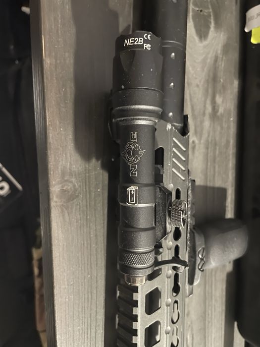 Arme de airsoft g&g predator *full metal*