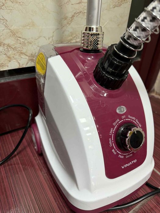 Вертикална парна ютия VINATO