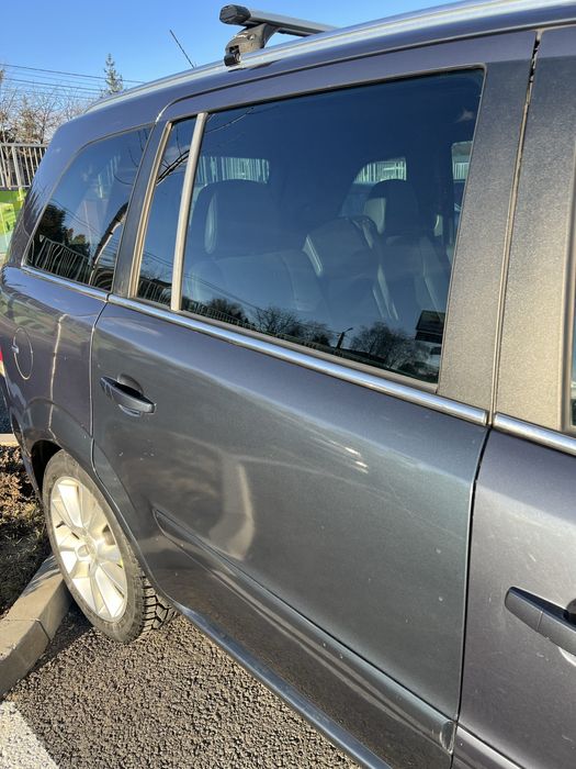 Opel Zafira 2009 1.9 Diesel 7 locuri  150 CP