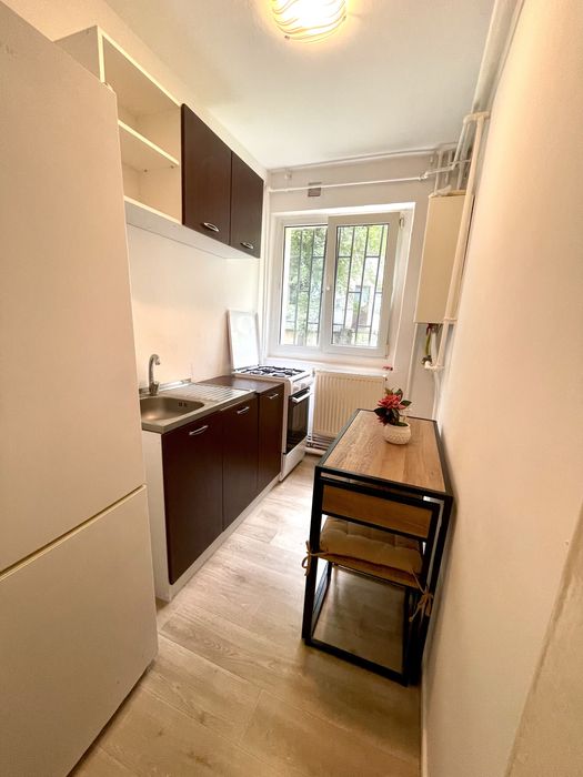 Apartament de inchiriat, 2 camere in zona Tic Tac - Bacau