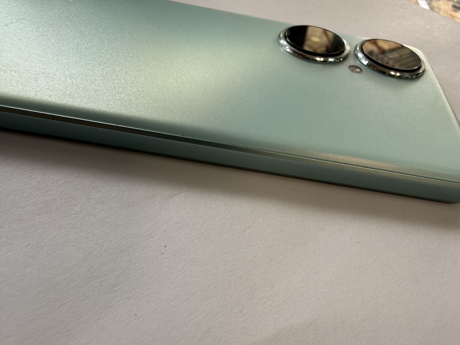 Huawei nova 11 i 8/128gb Перфектен!