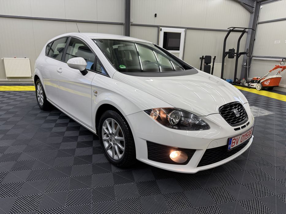 SEAT Leon 2011 — imagine 4