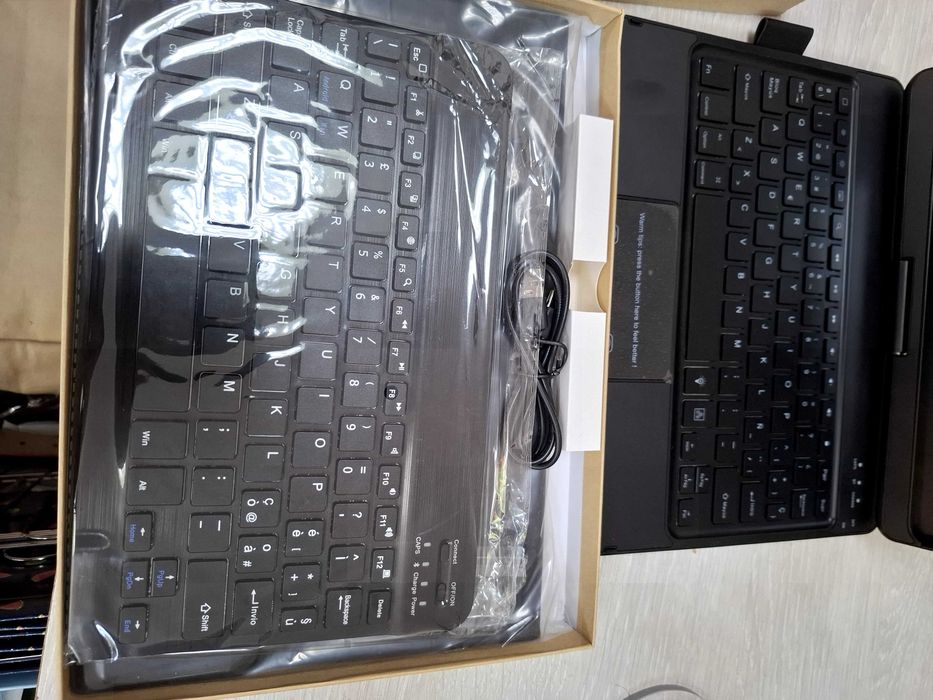 Безжична Bluetooth клавиатура