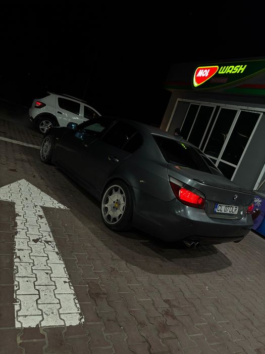 Vând sau schimb BMW E60 3.0d