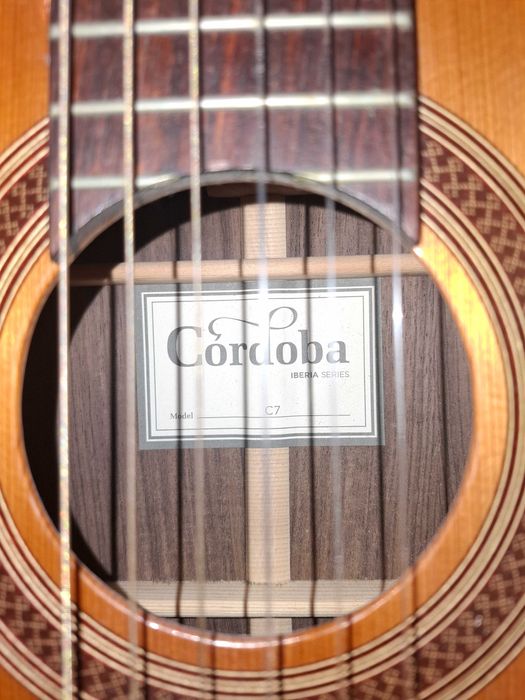 Vând chitară clasică Cordoba C7 CD Iberia – originală
