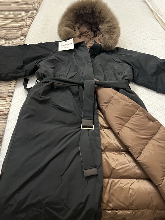 Пуховик  двухсторонний  Maxmara  новый .