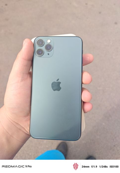 Продаю Iphone 11 pro max