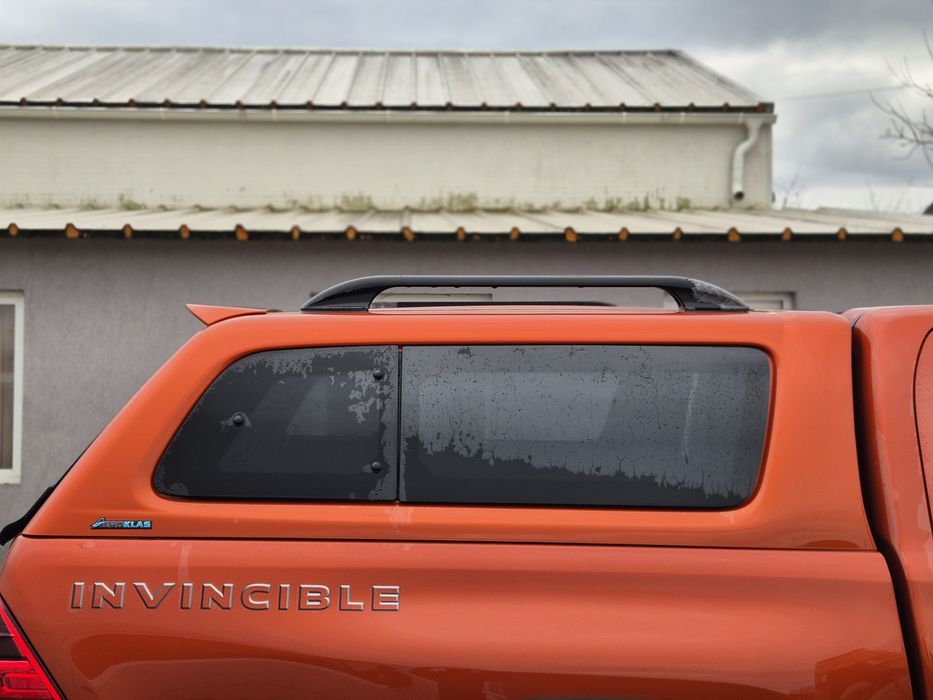Hardtop Toyota Hilux