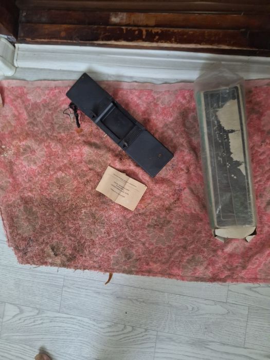 Продаётся  зеркала салона  заднего   вида  на автомобиль