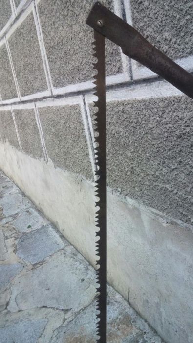 Ръчен трион за дърва