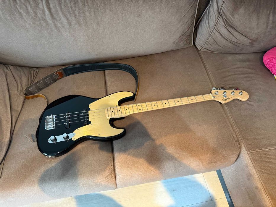 Bass - Fender Squier Paranormal Jazz Bass '54 Gold Anodized Pickguard