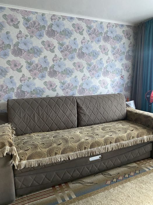 Диван в гостинную